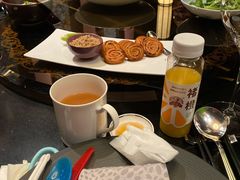 鸭肝酱伴葱油饼-杭州西子湖四季酒店·金沙厅