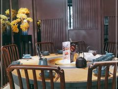 -湊湊火锅·茶憩(郑州绿地新都会店)