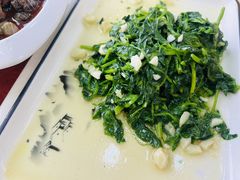 -魏四小鱼锅贴王