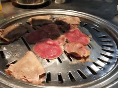 -韩聚屋韩国烤肉餐厅(新北万达店)