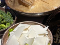 -喃喃椰·糟粕醋椰子鸡火锅(七堡花园店)