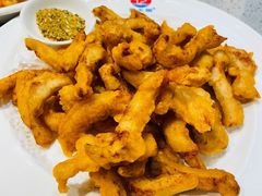 干炸里脊-小船渔村•大连菜•大连焖鱼(明泽街店)
