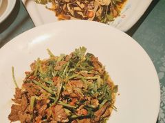 -呷湘厨·鱼汤捞饭·剁椒鱼头·辣椒炒肉(国家会展中心店)