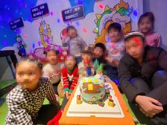 -MAX伯爵趣味互动密室逃脱(大坪D馆店)