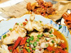 辣卤牛蛙-十面欢腾·海鲜面·台式Bistro(长乐路店)