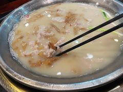 -老来福·非遗酸汤兔(凯旋路店)