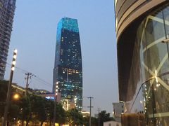 -上海龙之梦万丽酒店