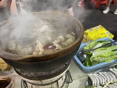 -威邵鸡煲(西华路总店)