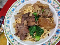 -金杨拉面王小吃面馆·牛三宝面·红烧牛肉粉