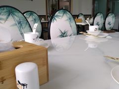 -七的湖·晚芳亭·阳澄湖农家菜·大闸蟹(莲花岛店)