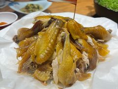 -头上红煨盐鸡·非遗院子餐厅
