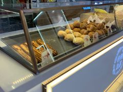 -西树泡芙(湖滨银泰in77B区店)