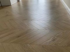 -百安居装修建材卖场(泰然店)