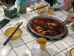 -晓彭肥肠鸡·泡椒鸡火锅(水木天地店)