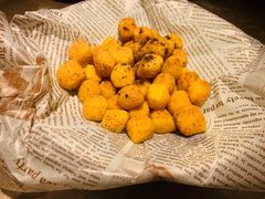 很脆的松露豆腐-新白鹿餐厅(金鹰新街口店)