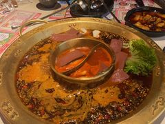 麻辣牛蛙罗宋汤锅底-哥老官重庆美蛙鱼头(日月光店)