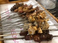 -清真磊磊烧烤老店(饮虎池街34号店)