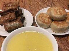 -清真吴记门钉肉饼·喜多利