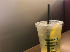 柠檬水-旧街场白咖啡