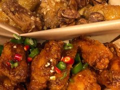 炸鸡翅一半一半-富乐满韩国正宗炸鸡韩国料理(虹泉路店)