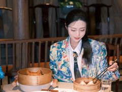 -成隆行·蟹王府(淮海店)