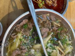 -谢老五跷脚牛肉·非遗传承店