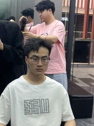 -米可造型烫发染发