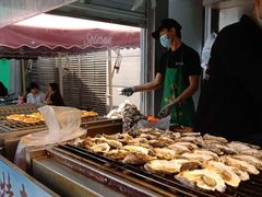 自助取餐区-蚝滑蒜(观音桥天天尚街直营店)