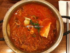 金枪鱼辣白菜汤-金北顺大锅家(신사본점)