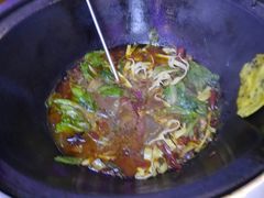 -曹丞相·地锅鸡·地锅鱼(武林店)