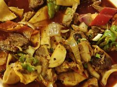 胡羊焖饼-老钟家烤羊排·敦伊阁清真餐厅胡羊焖饼