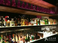 -HUNTING BAR亨霆鸡尾酒馆(越秀淘金店)