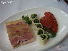 肴肉目鱼大烤-老洋房花园饭店(绍兴路店)