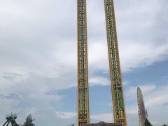 -七彩云南欢乐世界