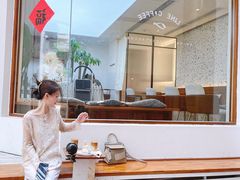 -Line 咖啡(石厦花园店)