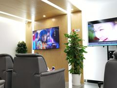 -弘仁宝佳比亚迪4S店(宝山旗舰店)