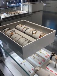 -SWAROVSKI(燕莎奥特莱斯店)