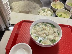 -周震馄饨