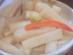 -龙巢盱眙龙虾·牛蛙·烧烤宵夜(八卦岭店)