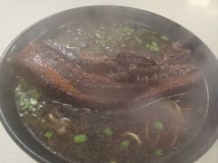 -小龙大肉面馆