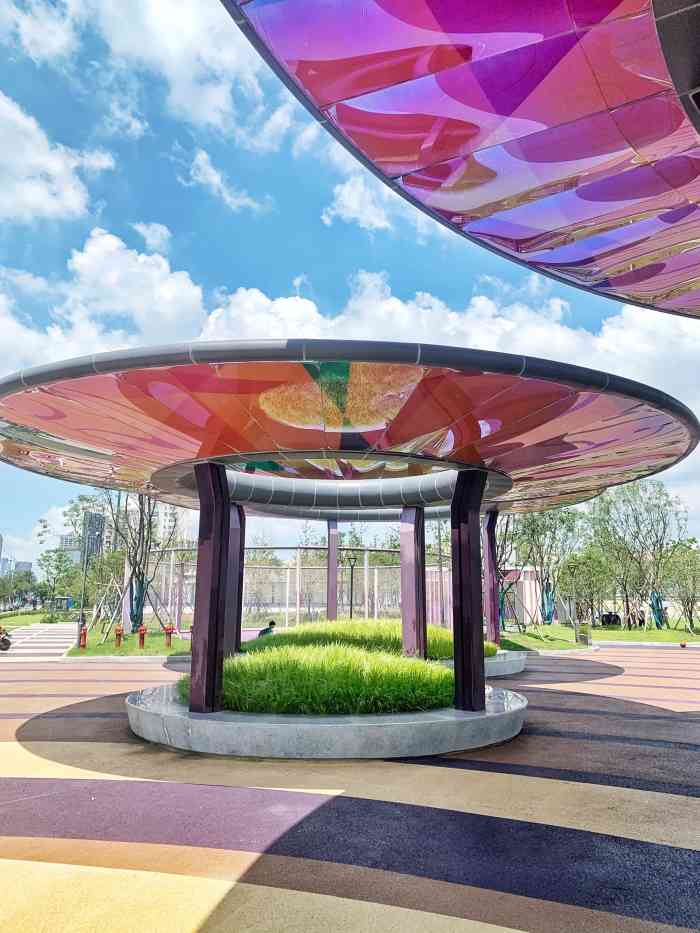 永泰公园-"在嵩江中路与钱湖北路十字交汇西北地块,是.