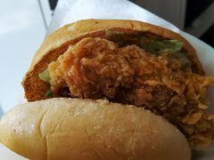 -肯德基(洛川店)