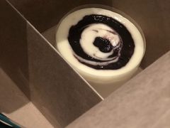 -星巴克(西安曲江银泰店)