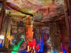 -泰安地下龙宫景区