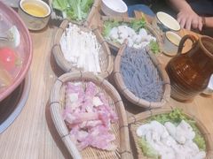 -阿婆情腊排骨火锅(金虹路店)