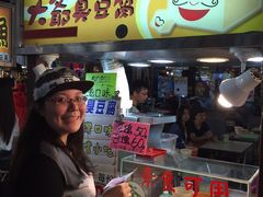 -六合夜市