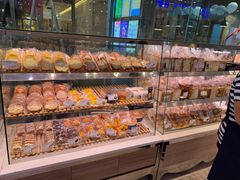 -巴黎贝甜(大宁国际商业广场店)