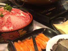 -鲜入围煮花胶鸡海鲜火锅