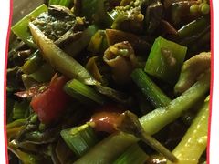 泡椒鸡杂-老幺泉水鸡