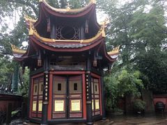 -峨眉山报国寺